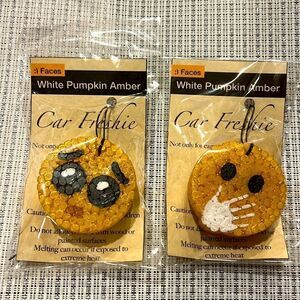 Emoji Car Freshies Pack of 2 in White Pumpkin Amber Scent